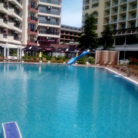 דירה In Admiral Plaza *