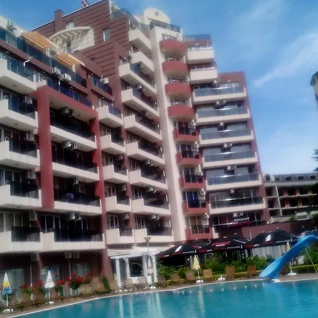 דירה In Admiral Plaza